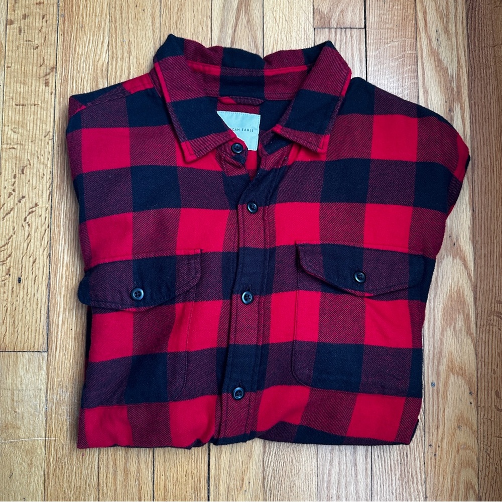 American Eagle Outfitters Red Flannel - SUPER SOFT!